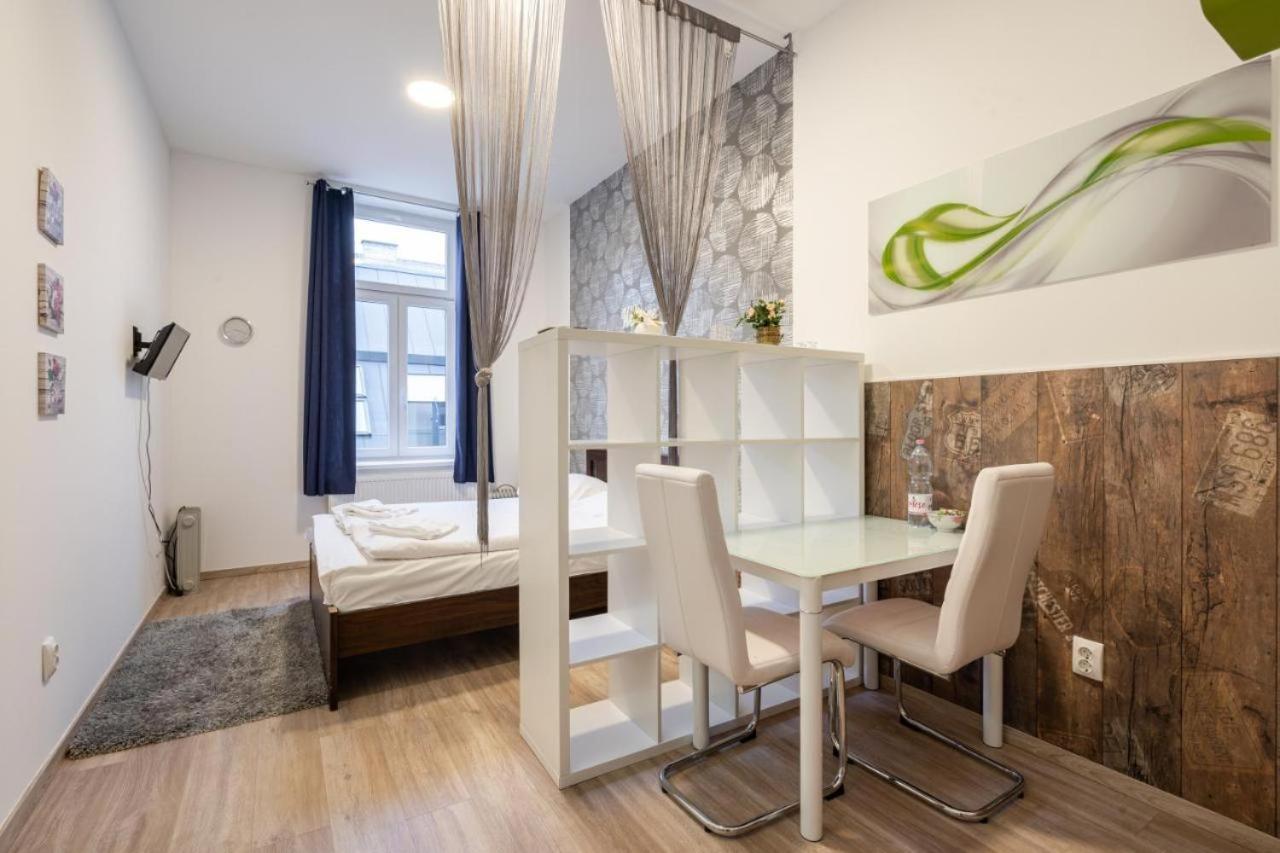 Silver Home Apartments In The City Centre Будапеща Екстериор снимка