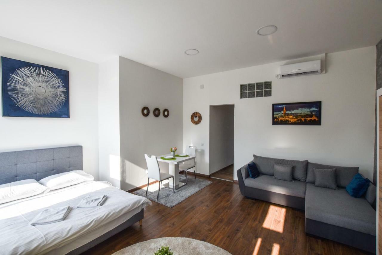 Silver Home Apartments In The City Centre Будапеща Екстериор снимка