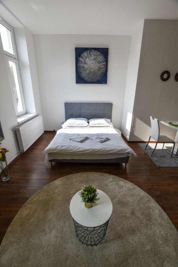 Silver Home Apartments In The City Centre Будапеща Екстериор снимка